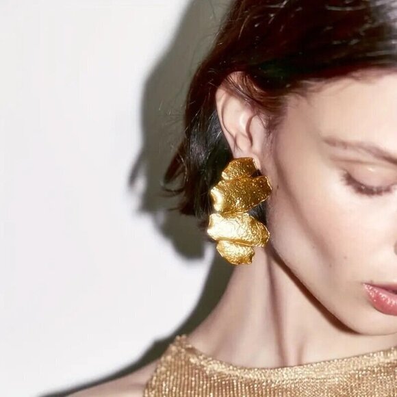 ✨ Zara Pieced Textured Earrings Trendy Earrings💕 with gift box - Picture 2 of 8